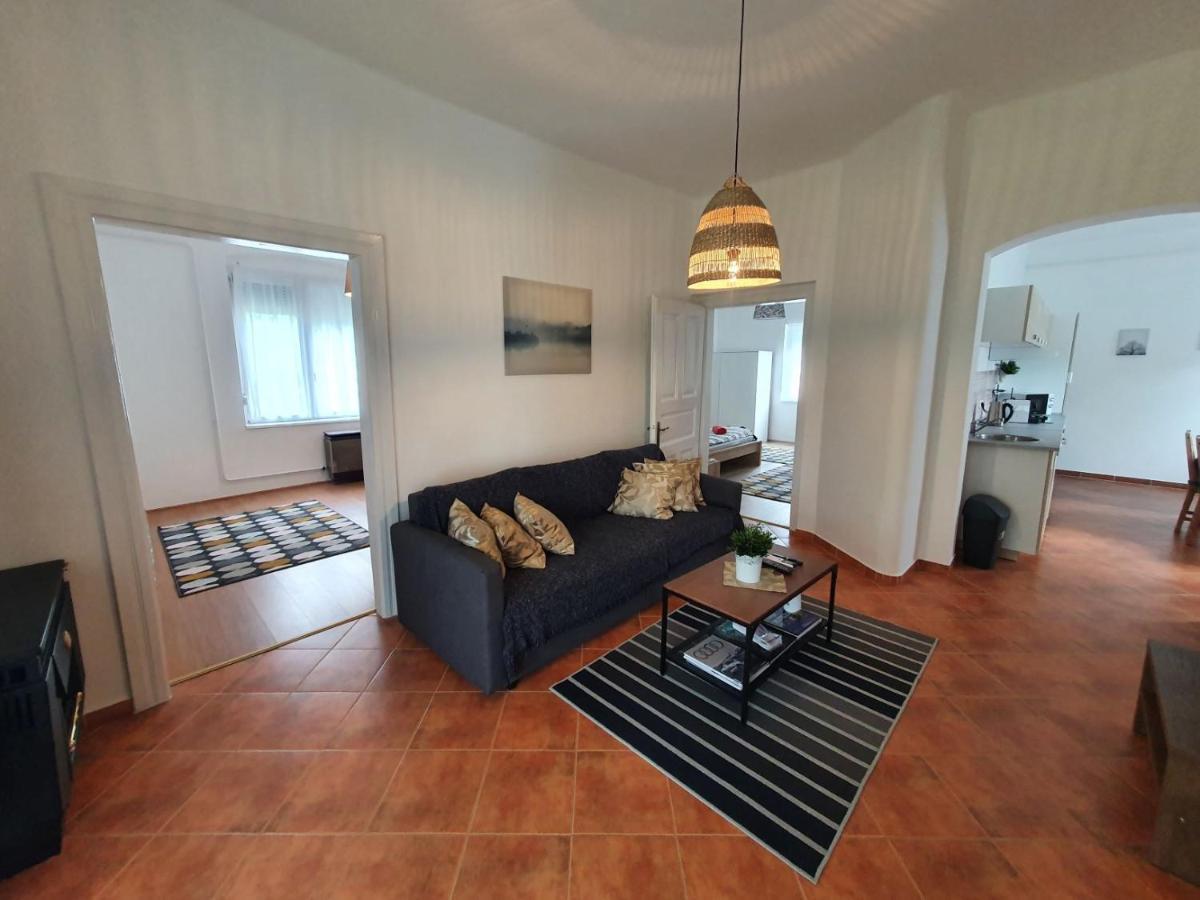 Fagreci Villa บาลาตอนมารีอาเฟือร์เดอ ภายนอก รูปภาพ